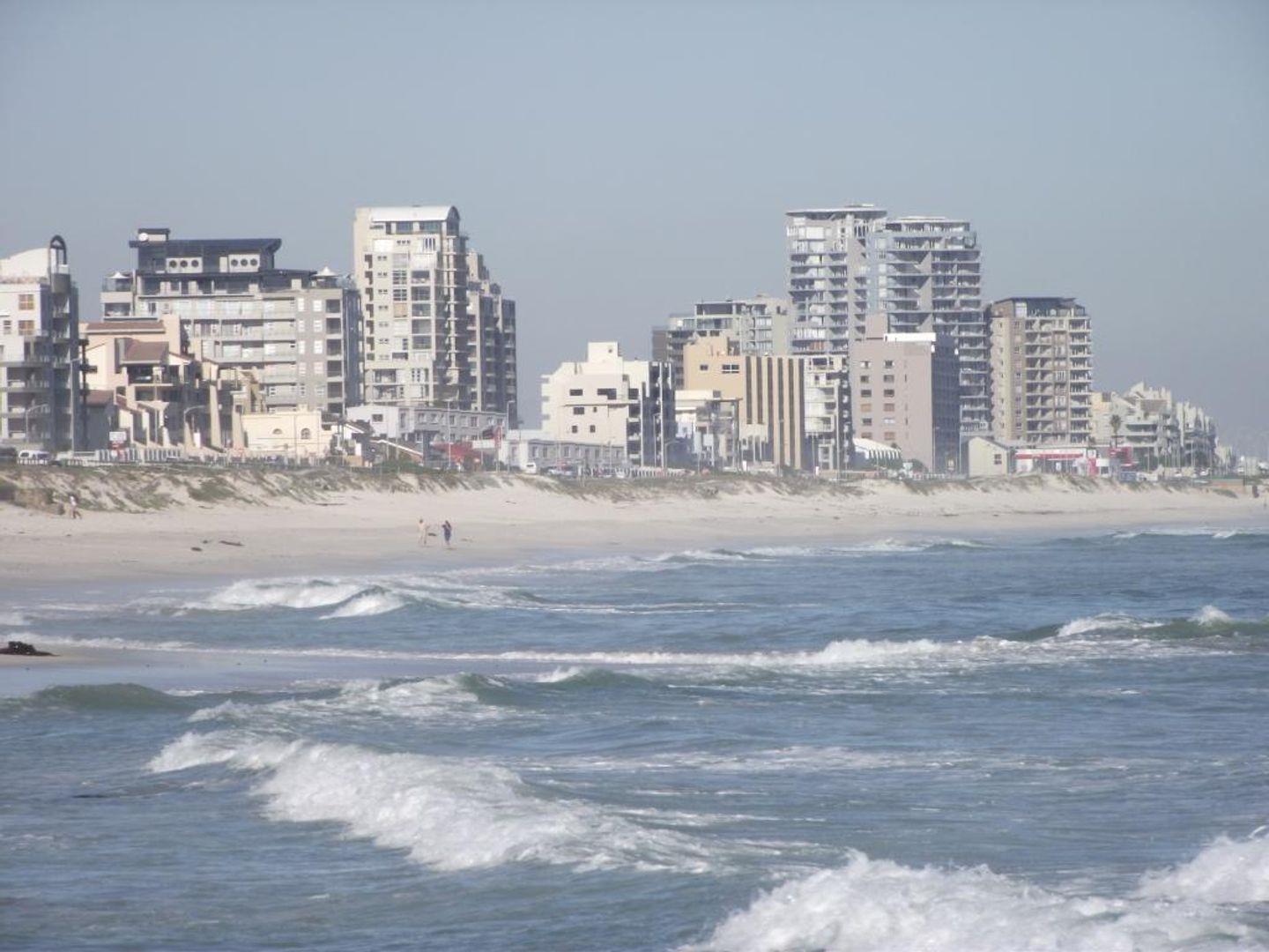 2 Bedroom Property for Sale in Bloubergrant Western Cape